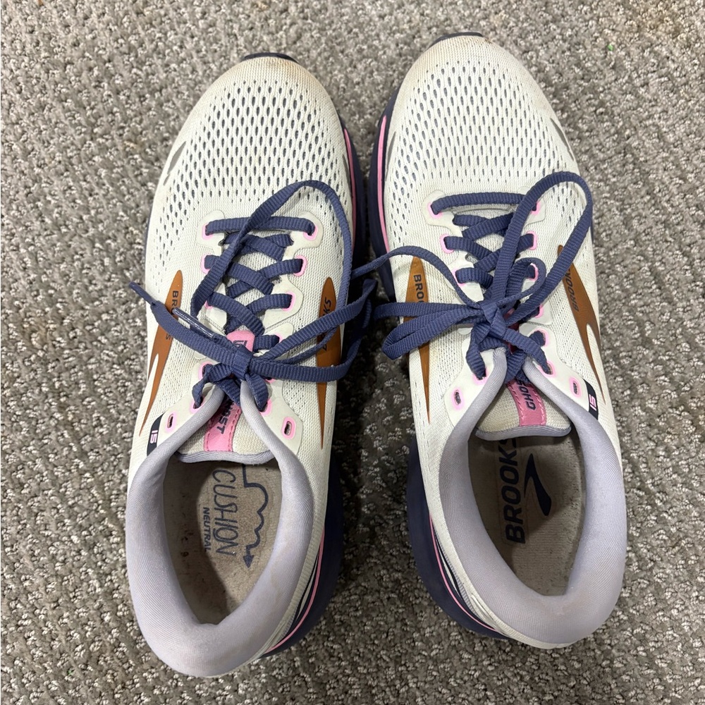 Brooks Women's Sneakers - Cream, Pink, and Brown